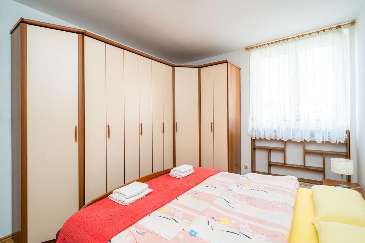 Spacious Three Bedroom Apartment Dubrovnik Bagian luar foto