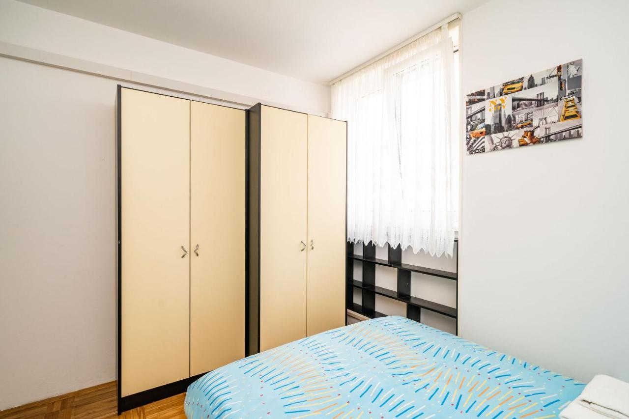Spacious Three Bedroom Apartment Dubrovnik Bagian luar foto