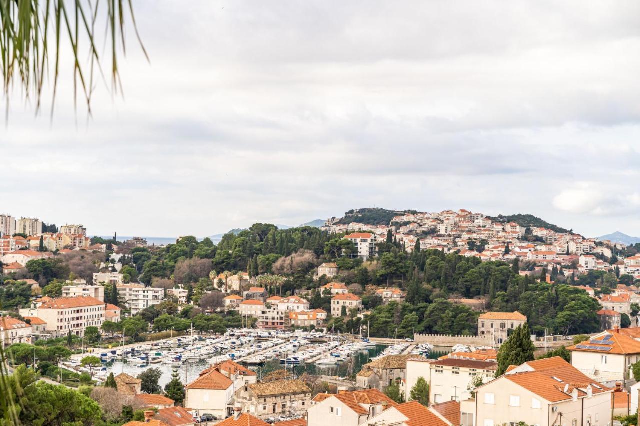 Spacious Three Bedroom Apartment Dubrovnik Bagian luar foto