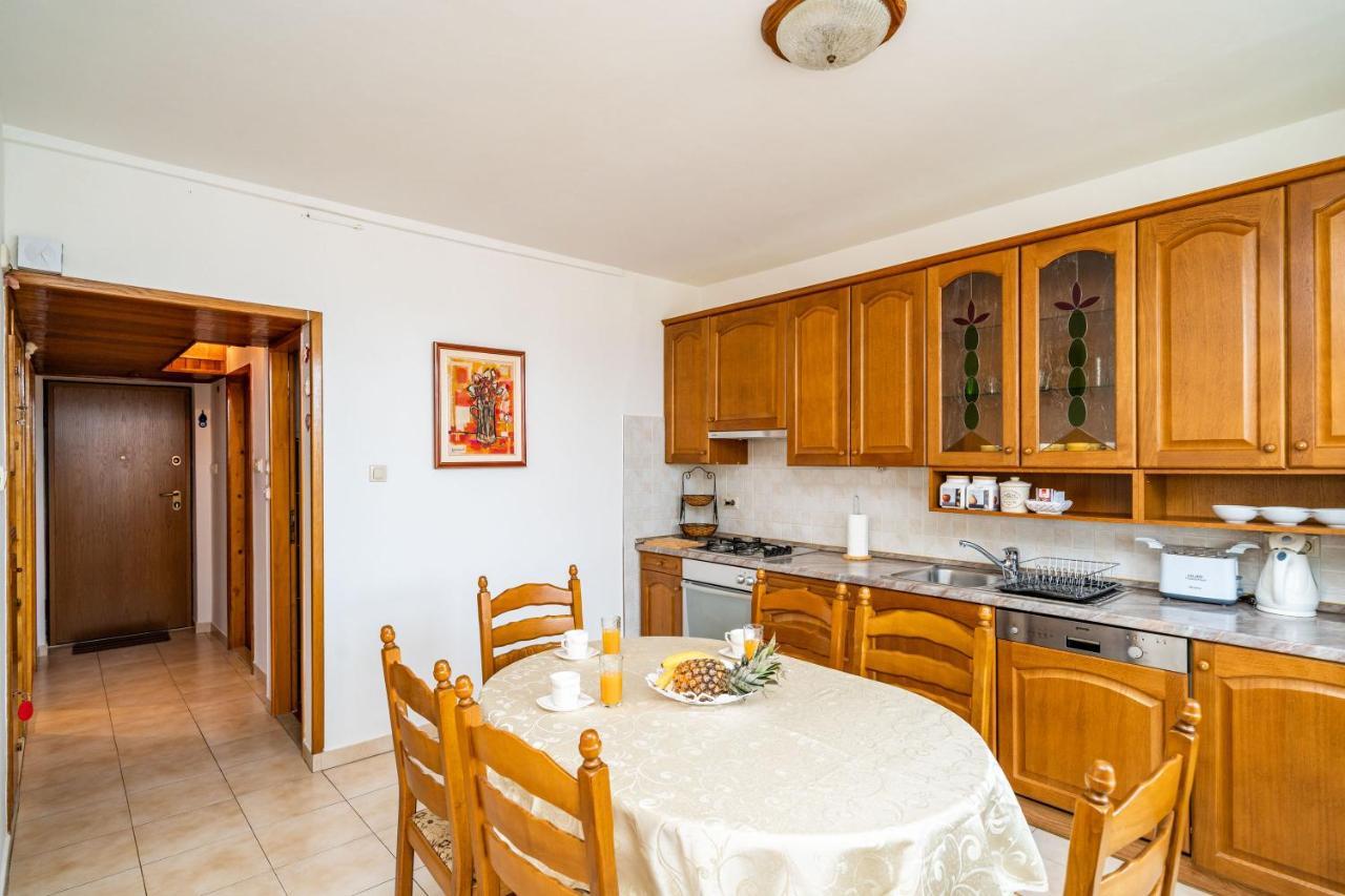 Spacious Three Bedroom Apartment Dubrovnik Bagian luar foto