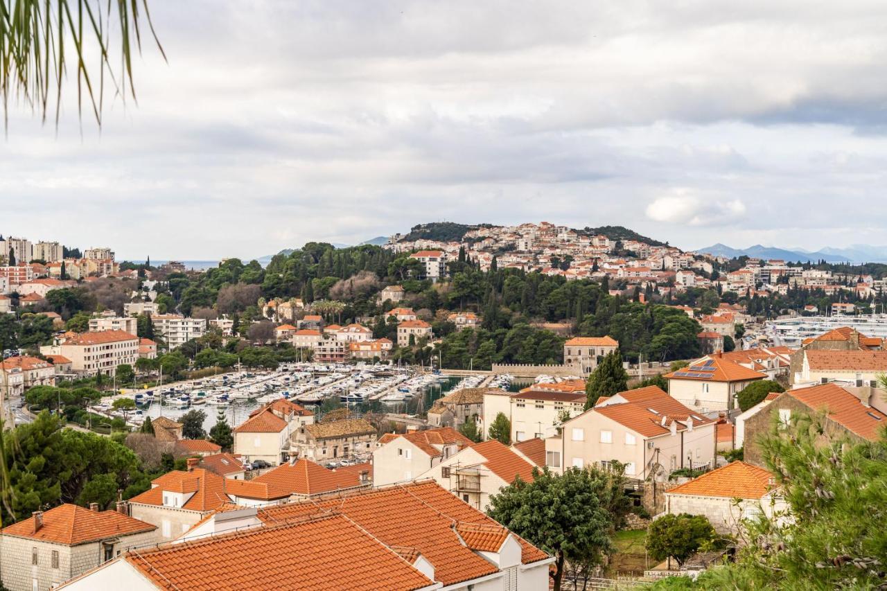 Spacious Three Bedroom Apartment Dubrovnik Bagian luar foto