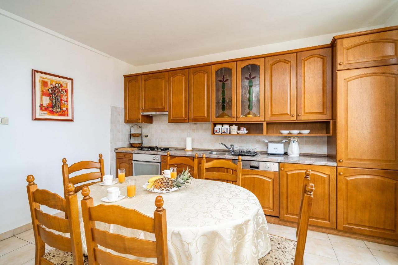 Spacious Three Bedroom Apartment Dubrovnik Bagian luar foto
